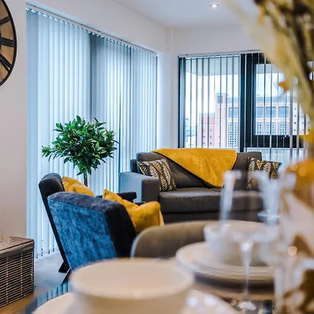 Flat 38, Axis - Centre, Roof Terrace, Free Parking *