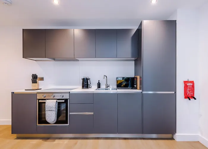 Flat 38, Axis - Centre, Roof Terrace, Free Parking *