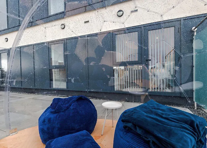 Flat 38, Axis - Centre, Roof Terrace, Free Parking Leeds (West Yorkshire)